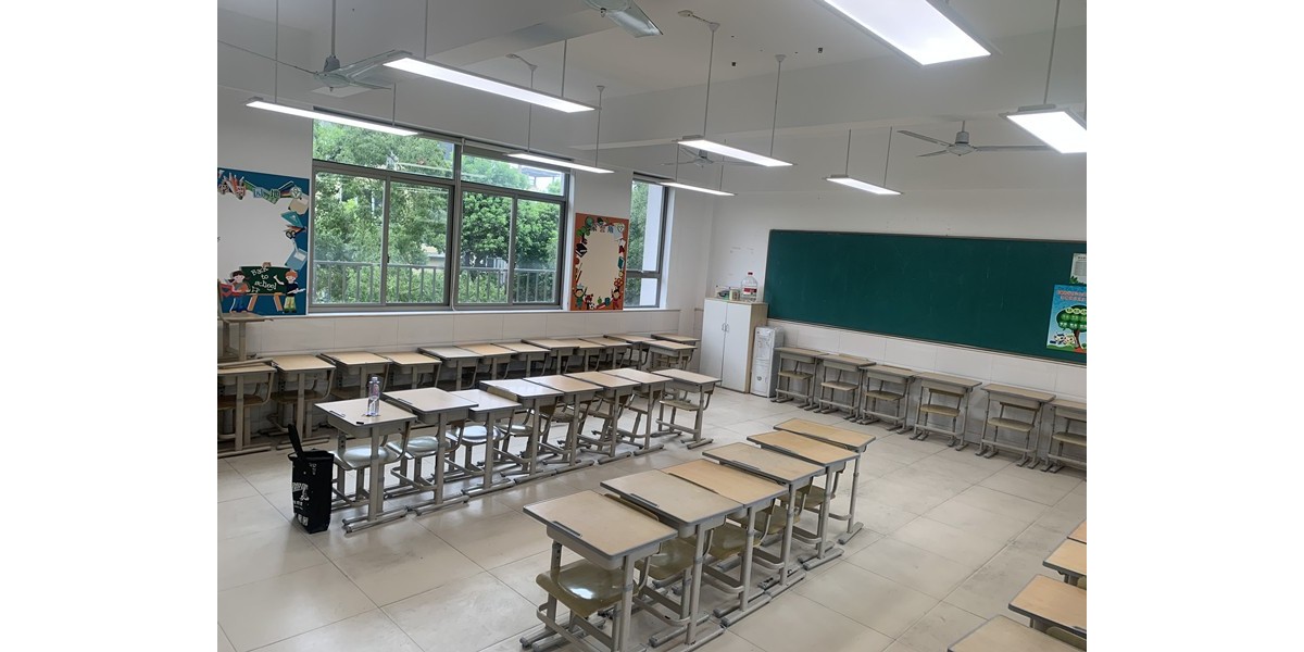 案例｜上海七寶明強(qiáng)小學(xué)(西校區(qū))打造教室優(yōu)質(zhì)照明光環(huán)境，迎接開(kāi)學(xué)季